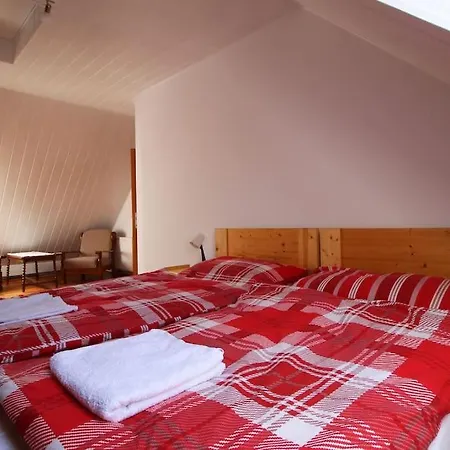 Koertefa Vendeghaz Tatil Evi Kestel