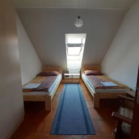 Koertefa Vendeghaz 別荘 *