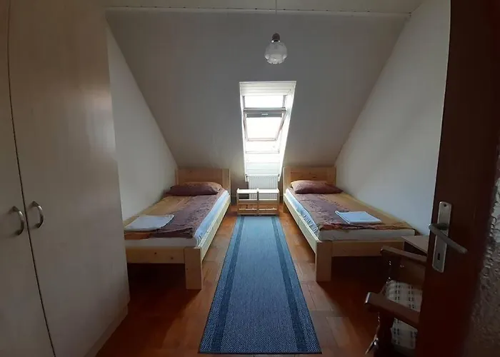 Koertefa Vendeghaz Holiday home *